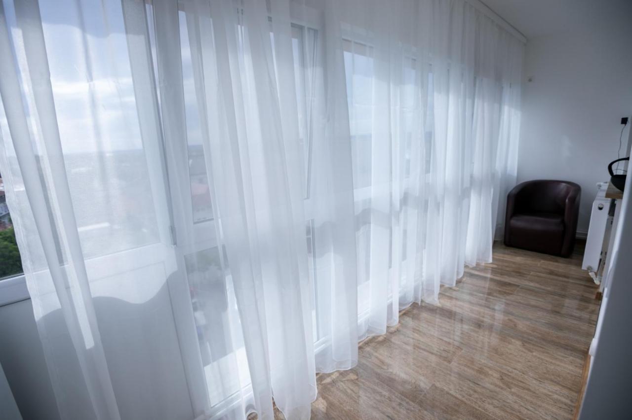 Apartament Central ทาร์กู จิอู ภายนอก รูปภาพ